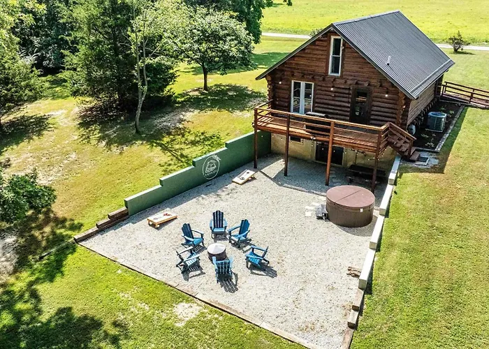 A Novel 3 Bed 2 Bath Log In Shelbyville, Il * Shelbyville
